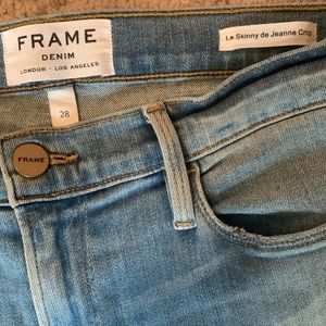 FRAME Jeans Le Skinny De Jeanne CROP in Benton Ridge